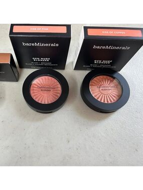 Bare Minerals BLonzer  - Kiss of Copper & Kiss of Pink . 3.8g each box New
